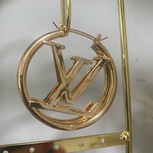 LV Hoops (SILVER AND GOLD AVAILABLE)